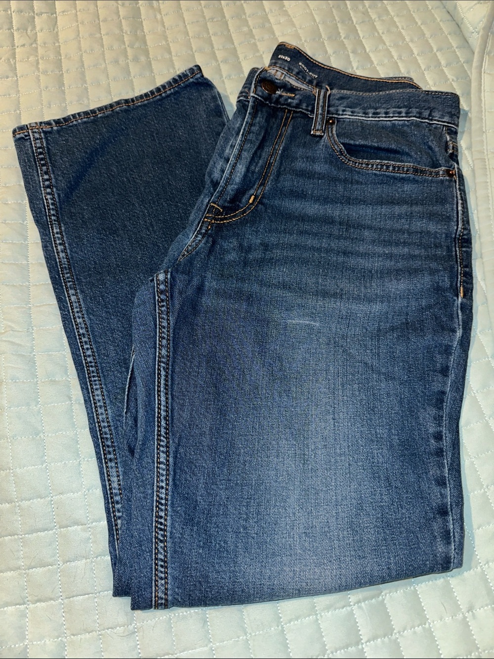 Men Old Navy Medium Wash Blue Jeans 31X30 Bootcut.